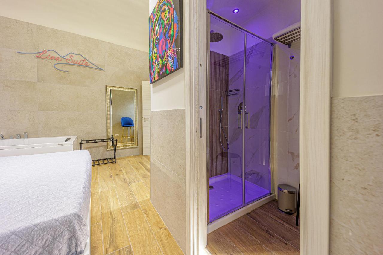 Live Suite Napoli Kültér fotó